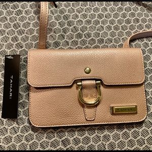 *NWT*TAHARI-Crossbody Bag